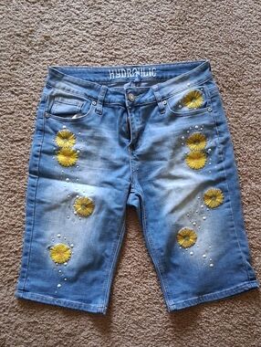 Hydraulic Curvy Bermuda Blue Denim Bermuda Shorts with Yellow Floral Embroidery